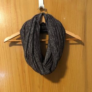 Wilfred Free Circle Scarf